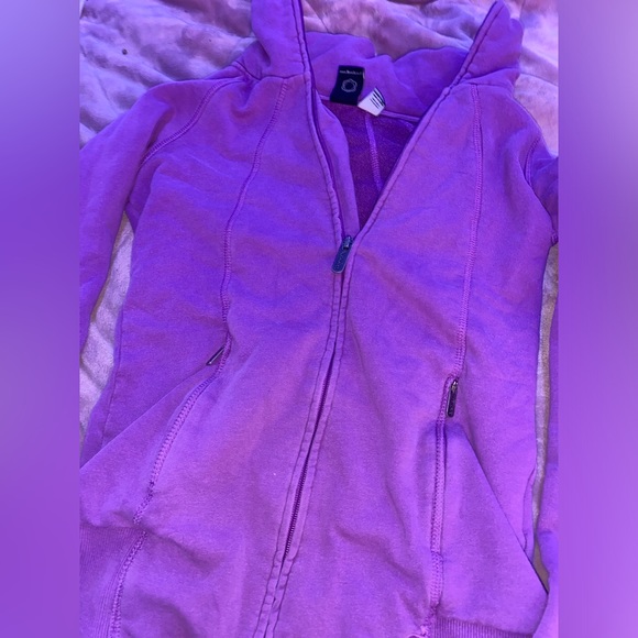 Bench warm sweater. - Picture 4 of 6